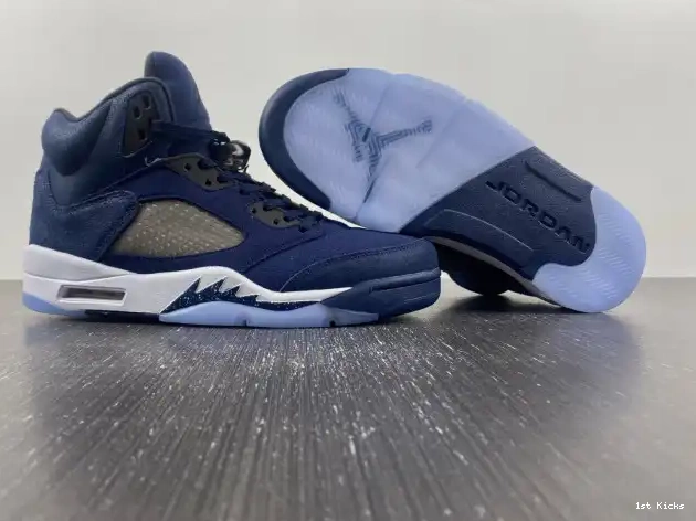 1st Kicks Shoes Jordan FD6812-400 Georgetown Air 5 0503